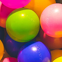 plastic colour balls 