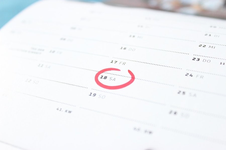 Picture of a calendar with date circle